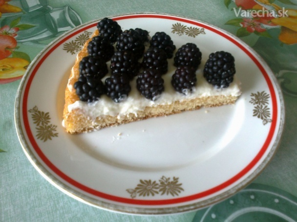 Černicová torta (fotorecept)