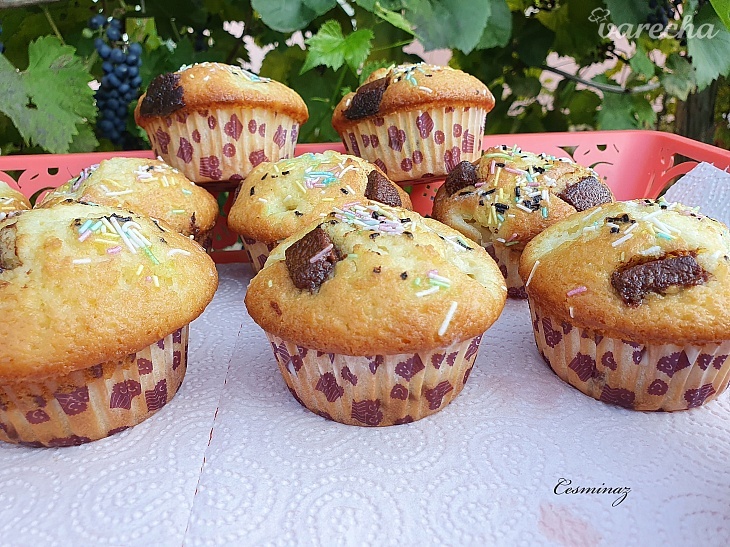 Citrónové muffiny s hruškami a čokoládou (fotorecept)