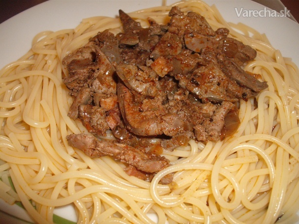 Špagety s husacou pečeňou (fotorecept)
