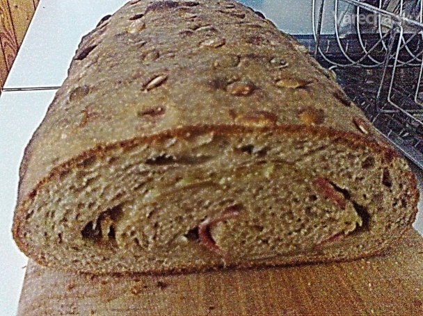 Plnená chlebová rolka