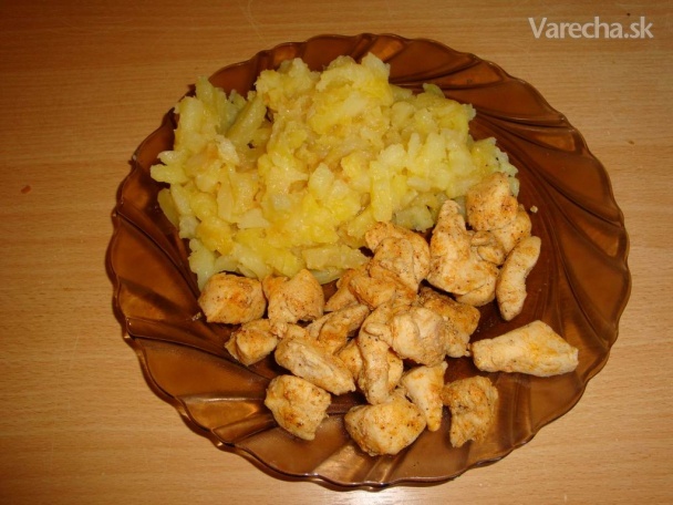 Kuracie prsia so zapekanými zemiakmi (fotorecept)