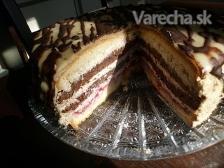 Marcipánovo-orechová torta s čokoládou a Amaretto (fotorecept)