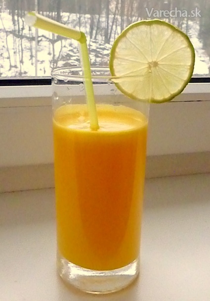 Chutný citrusový nápoj 