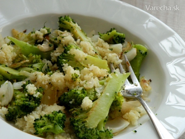 Recept - Brokolica na cesnaku s kuskusom