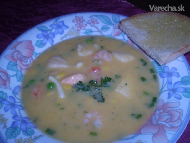 Zeleninová polievka s plodmi mora (fotorecept)