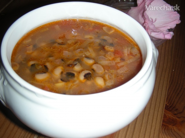 Fazuľová polievka s pivom - Soupe aux haricots secs (fotorecept)