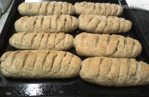 Chlebové rohlíky (fotorecept)