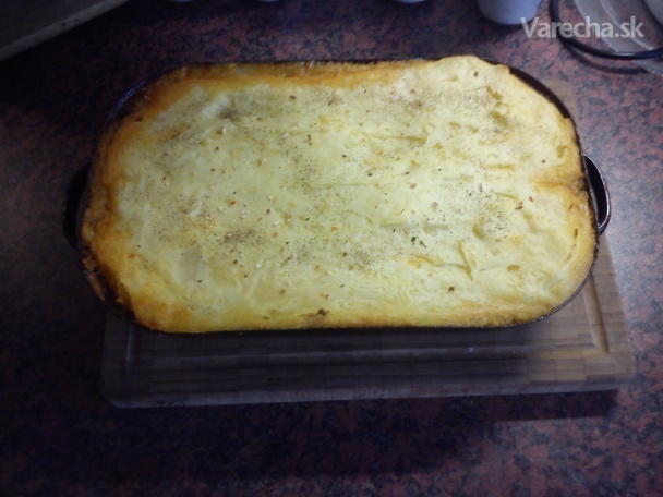 Šmakulada - zapekaná zemiakova kaša s kapustou a klobásou (fotorecept)