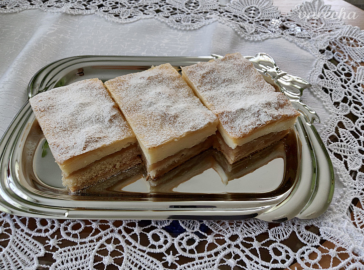Krémové rezy s jablkovo-smotanovo-pudingovou plnkou (fotorecept)