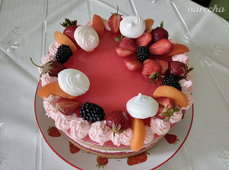 Ovocná torta s jahodovým krémom a so želé (fotorecept)