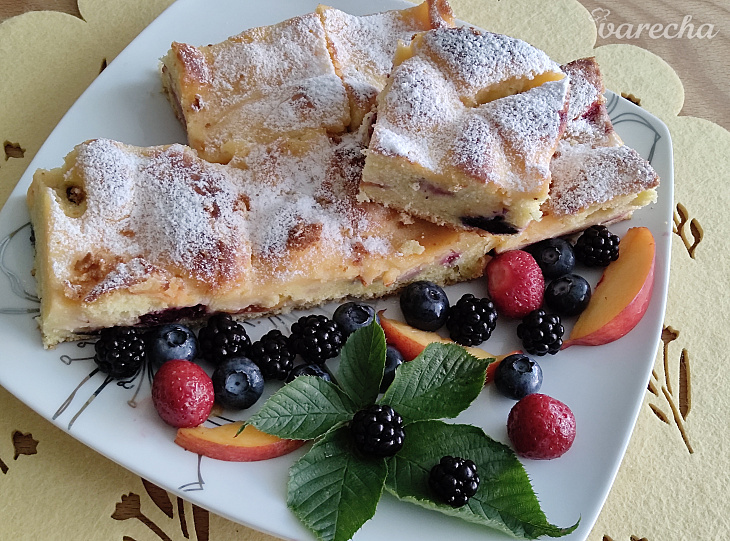 Bublanina s rôznym ovocím (fotorecept)