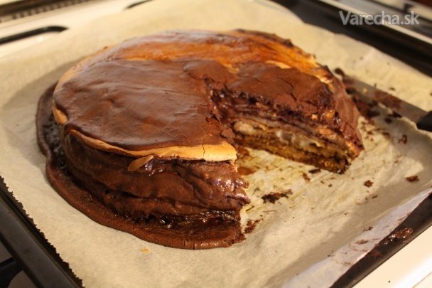 Palacinková zapekaná torta s čoko-mascarpone krémom (fotorecept)