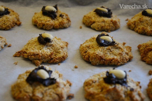 Bezlepkové vegánske kokosové cookies s čokoládovým krémom