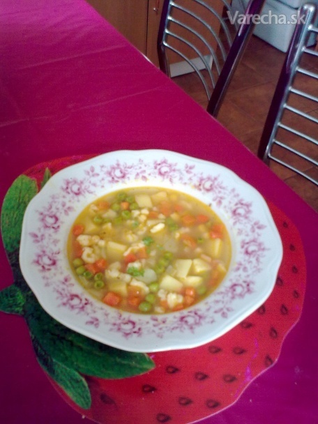 Hráškovo- zeleninová polievka