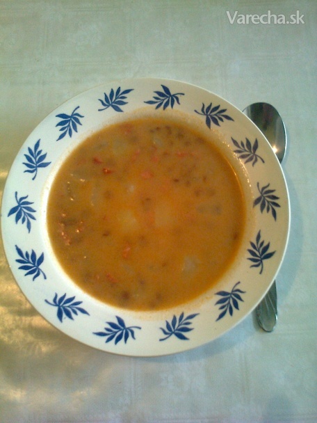Šošovicová polievka s párkom sladko-kyslá (fotorecept)