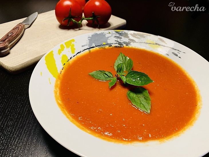 Paradajková polievka na taliansky spôsob