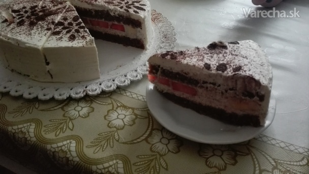 Lieskovo-oriešková torta s mascarpone