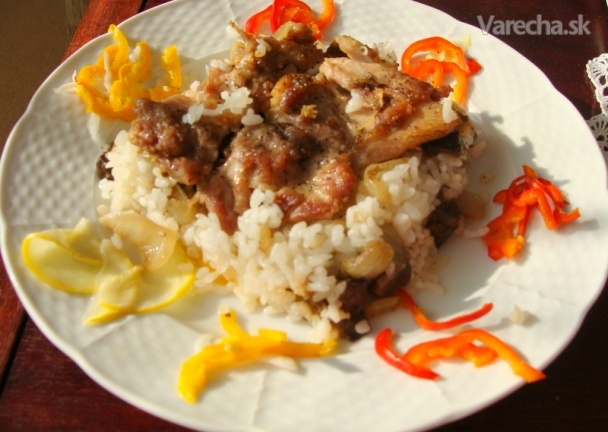 Zapekaná ryža s hubami a mäsom (fotorecept)