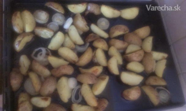 Výborné pečené zemiačky (predvarené treba skúsiť)