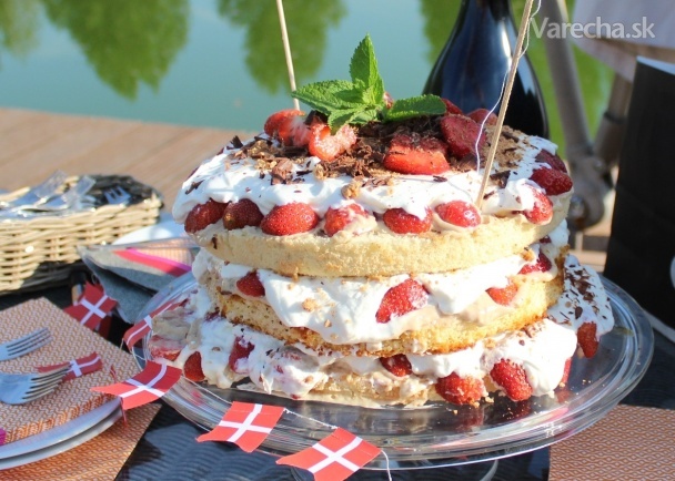 Dánska narodeninová torta - Jordbærlagkage (fotorecept)