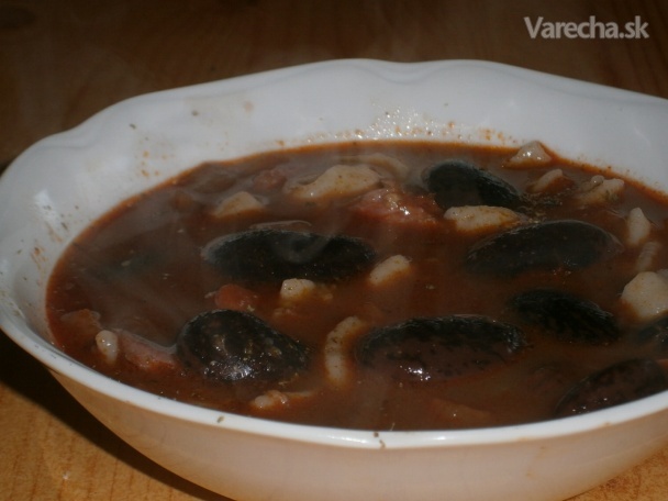 Bôbovica - polievka s údeným mäsom (fotorecept)