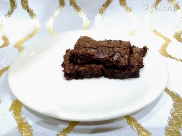Čokoládovo orechové brownies (videorecept)