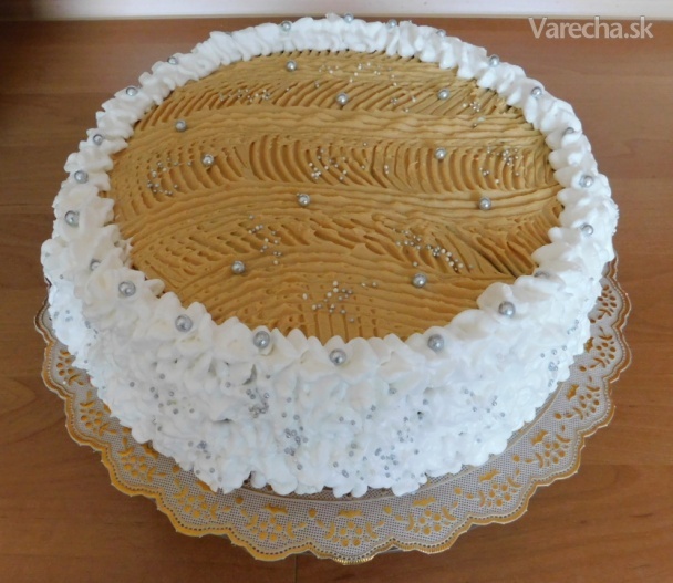 Karamelová torta k narodeninám (fotorecept)
