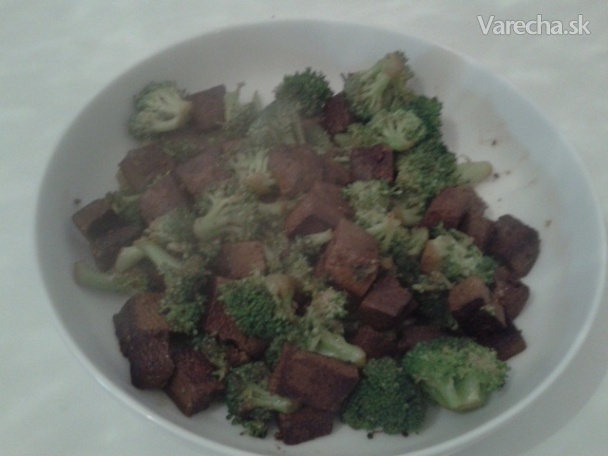 Brokolica s tofu (fotorecept)