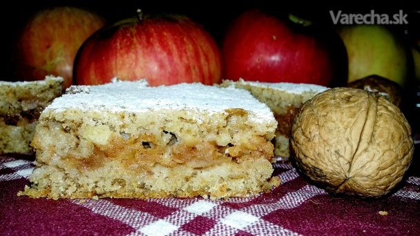 Recept - Jablkový koláč zo šľahačkového cesta 