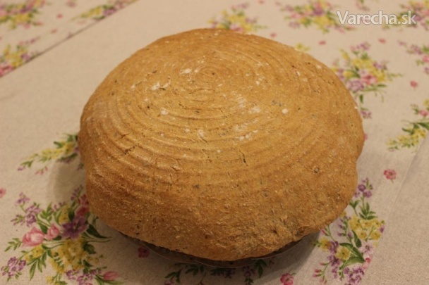 Domáci celozrnný zemiakový chlebík (fotorecept)