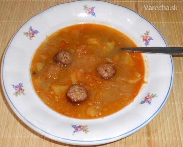 Kapustová polievka podľa babkinho receptu (fotorecept)