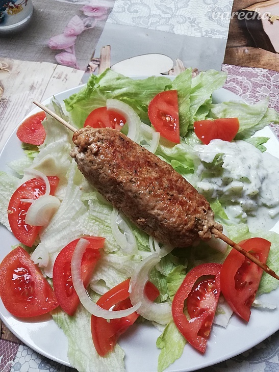 Mini kebaby s tzatziki (fotorecept)