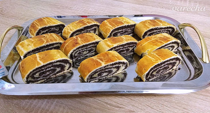 Vianočný mramorovaný makový „bejgli“...