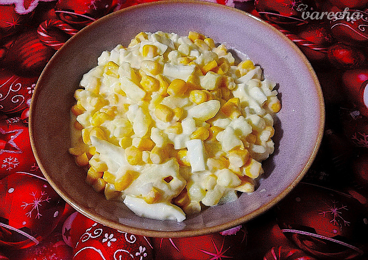 Zemiakovo-vajíčkový šalát s kukuricou 