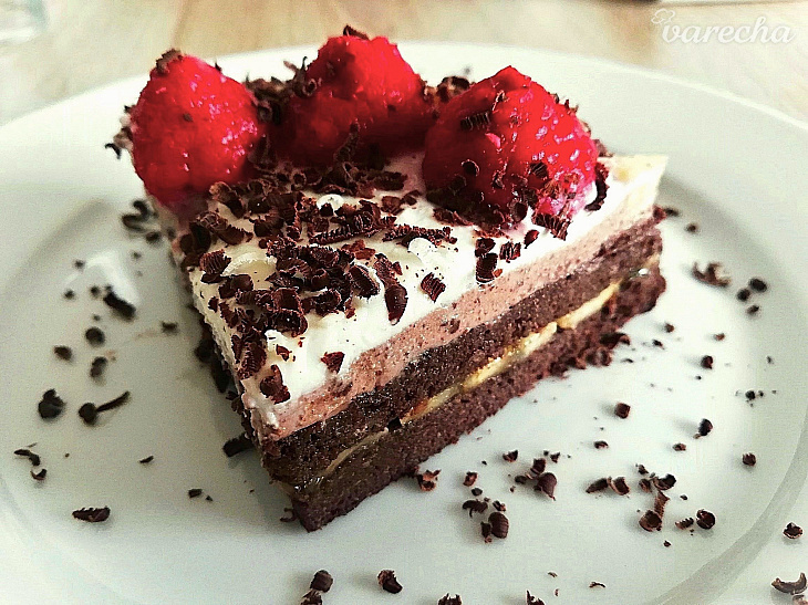 Fit banánovo-malinová minitortička