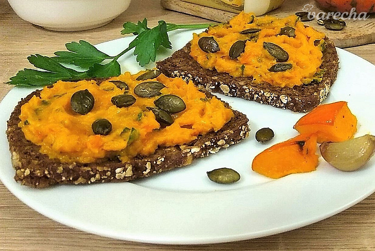 Nátierka z pečenej tekvice hokkaido