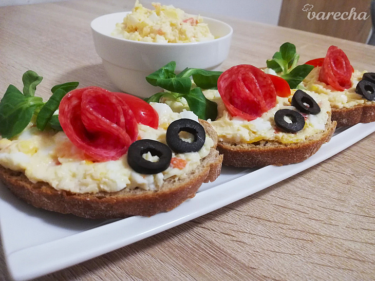 Srvátková nátierka na obložené chlebíčky