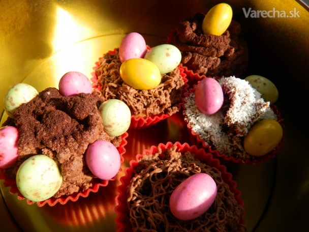Lieskovoorieškové cupcakes s čokoládovým krémom (fotorecept)
