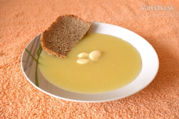 Ľahká cesnaková polievka - vegan (videorecept)