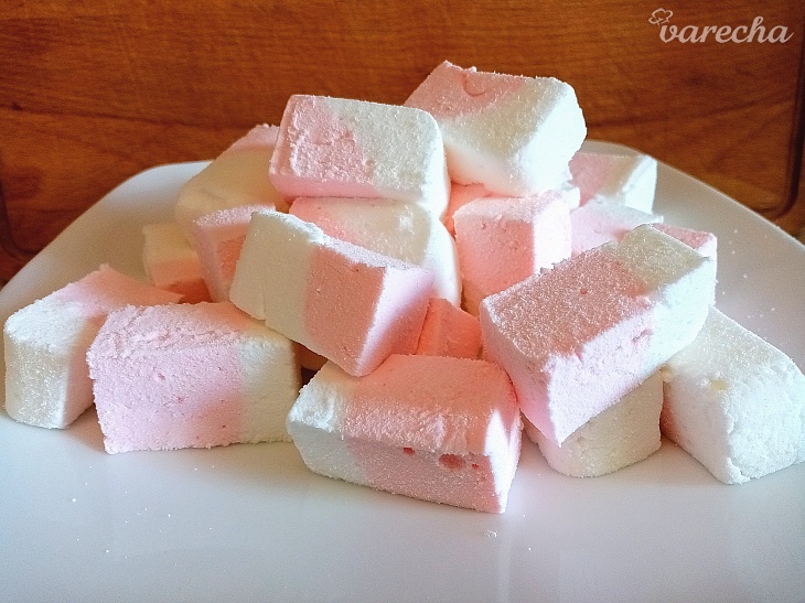 Domáce penové cukríky marshmallows (videorecept) 