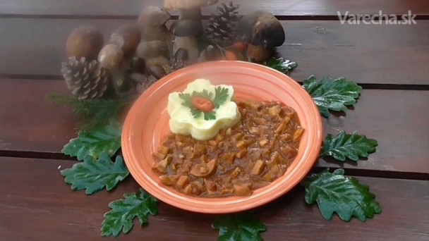Hubový guláš so zemiakovým pyré (videorecept)