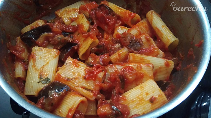 Pasta alla Norma (fotorecept)