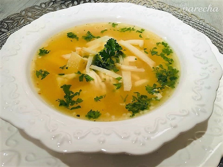 Výborná jednoduchá cesnaková polievka