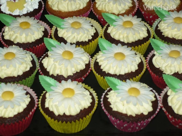 Kakaové košíčky - cupcakes s vaječným likérom (fotorecept)