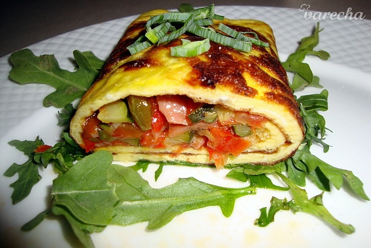 Omeleta s oštiepkom a dusenou zeleninou (fotorecept)