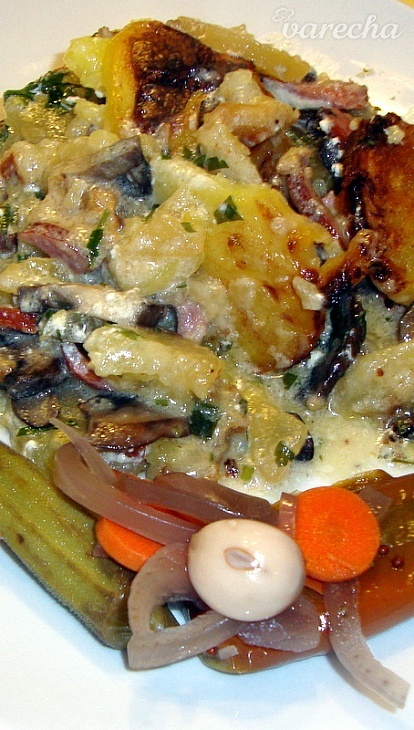 Chalupárske zemiaky zapečené s hubami (fotorecept)