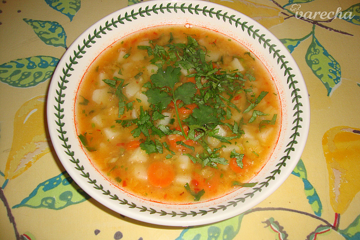 Pikantná polievka s oranžovou šošovicou (fotorecept)