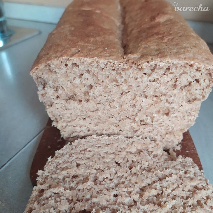 Celozrnný toastový chlieb