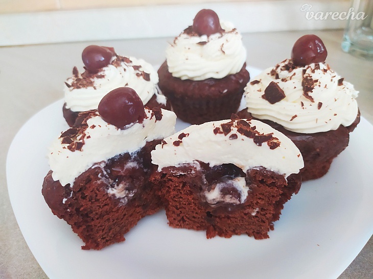 Black forest cupcakes (fotorecept)