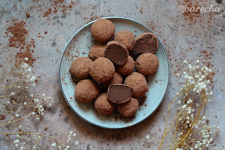 Čokoládovo-avokádové truffles 